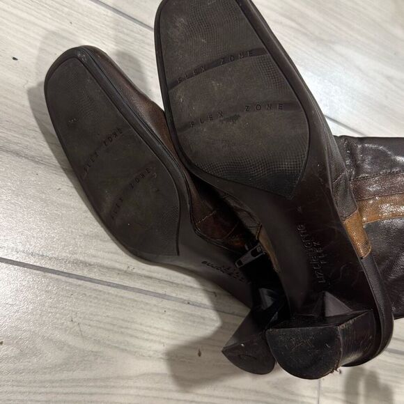 Liz Claiborne Women’s Faux Leather Brown Ankle boots Size 7.5 - Picture 6 of 6